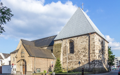 Besichtigung der Kirche St. Georg mit Anno-Fenster: Anfänge der modernen Glasbildkunst